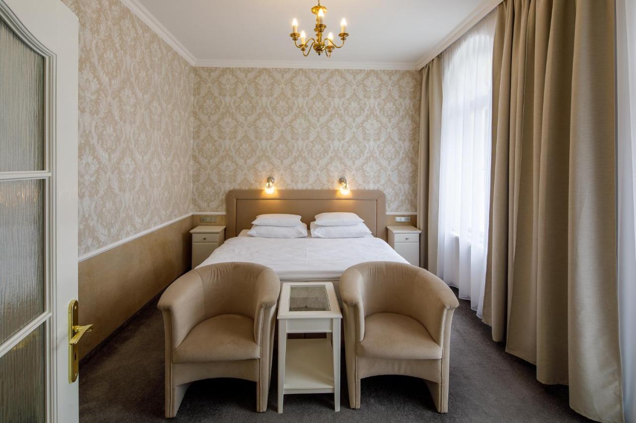 Villa Basileia Riverside Karlovy Vary Luaran gambar
